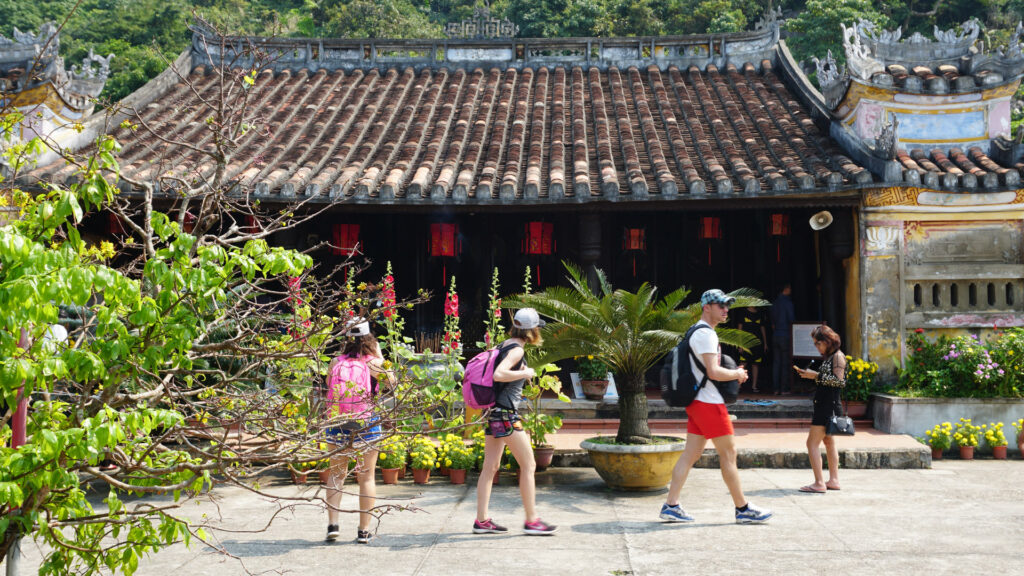 Chùa Hải Tạng – Không gian tâm linh độc đáo giữa biển Cù Lao Chàm