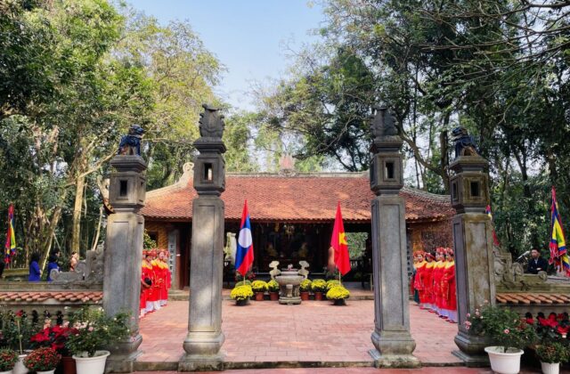 Đền thờ công chúa Nhồi Hoa ở Ninh Bình – Di tích độc đáo lưu giữ tình hữu nghị Việt – Lào