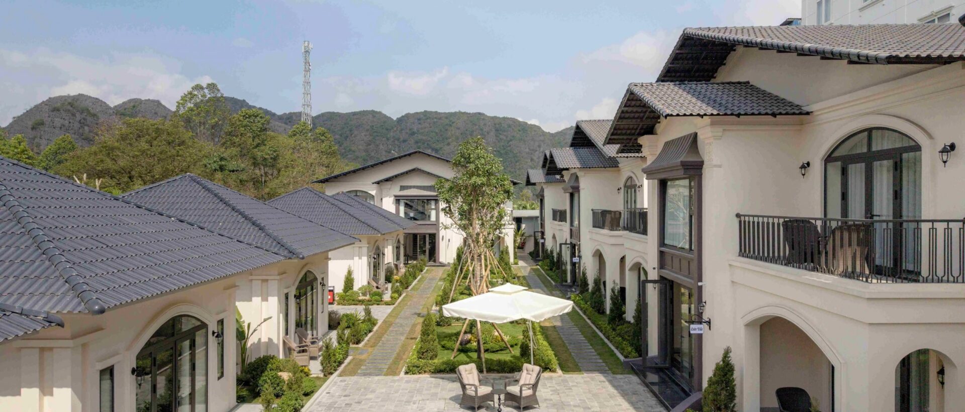 Khám Phá 2 Resort 4 Sao Ninh Bình Giữa Thiên Nhiên Di Sản