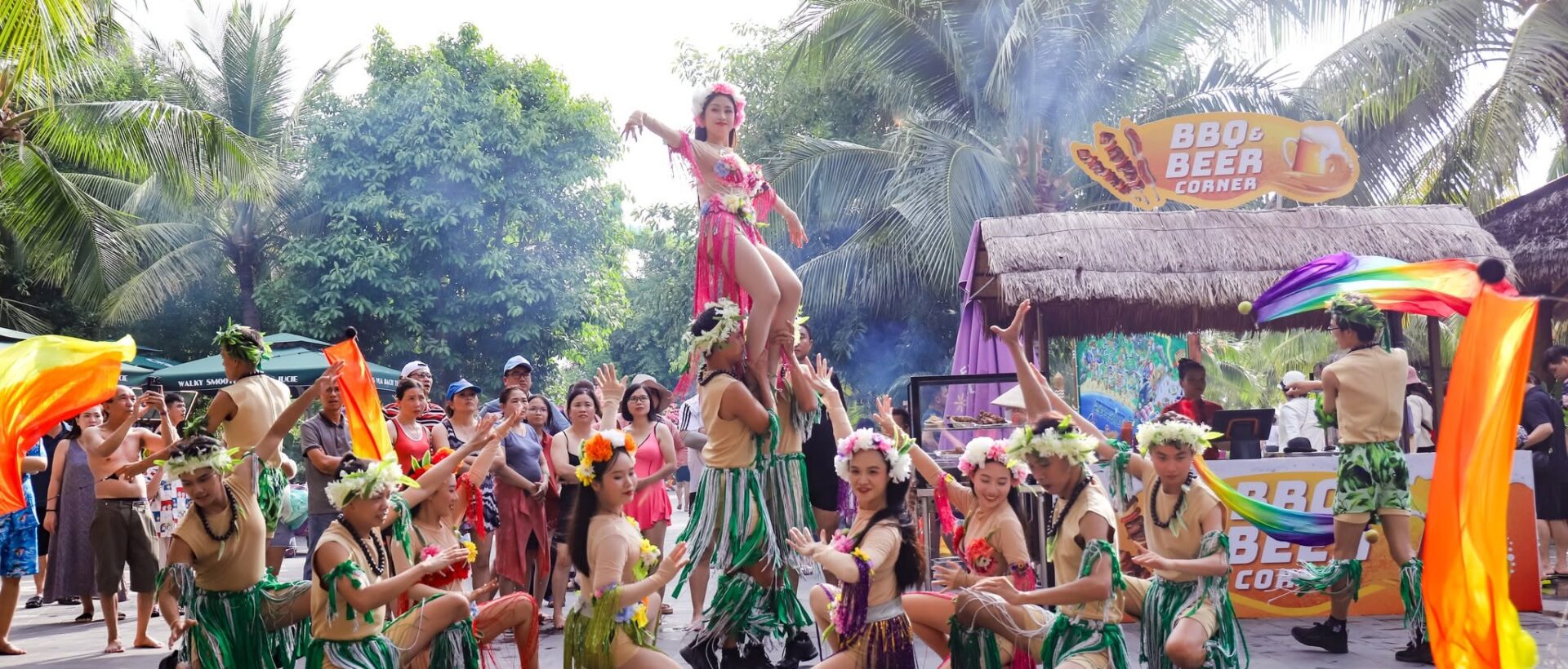 Khám phá 4 show diễn đặc sắc làm sống động mùa hè tại Nha Trang