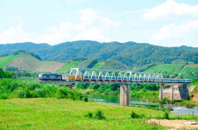 Khám Phá 5 Hành Trình Tàu Hỏa Đẹp Nhất Miền Trung Việt Nam