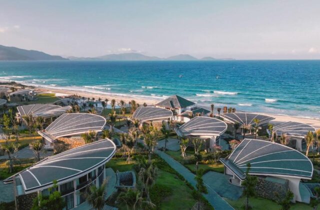 Khám Phá Bãi Dài Cam Ranh: Thiên Đường Nghỉ Dưỡng Sang Trọng Và Yên Bình