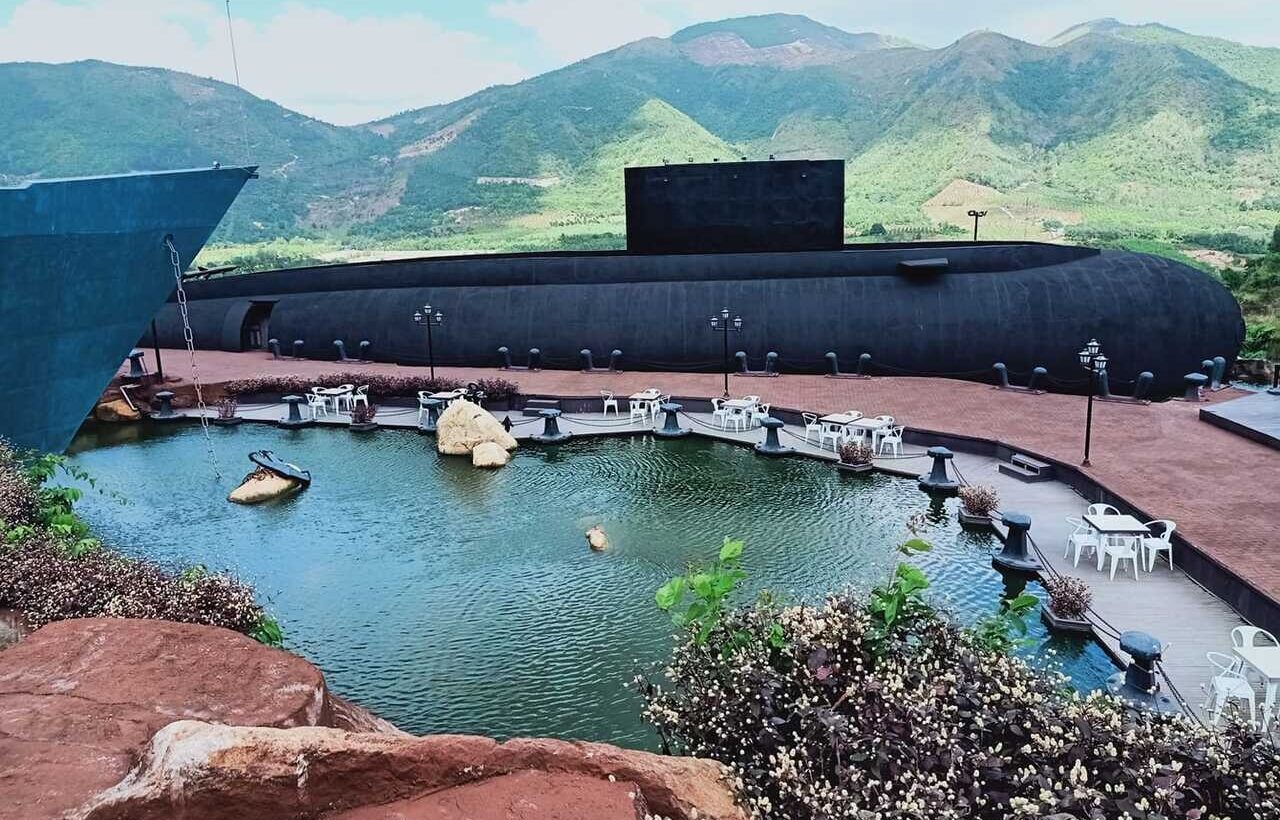 Khám Phá Khu Du Lịch Tàu Ngầm Nha Trang: Trải Nghiệm Mới Giữa Núi Rừng Khánh Hòa
