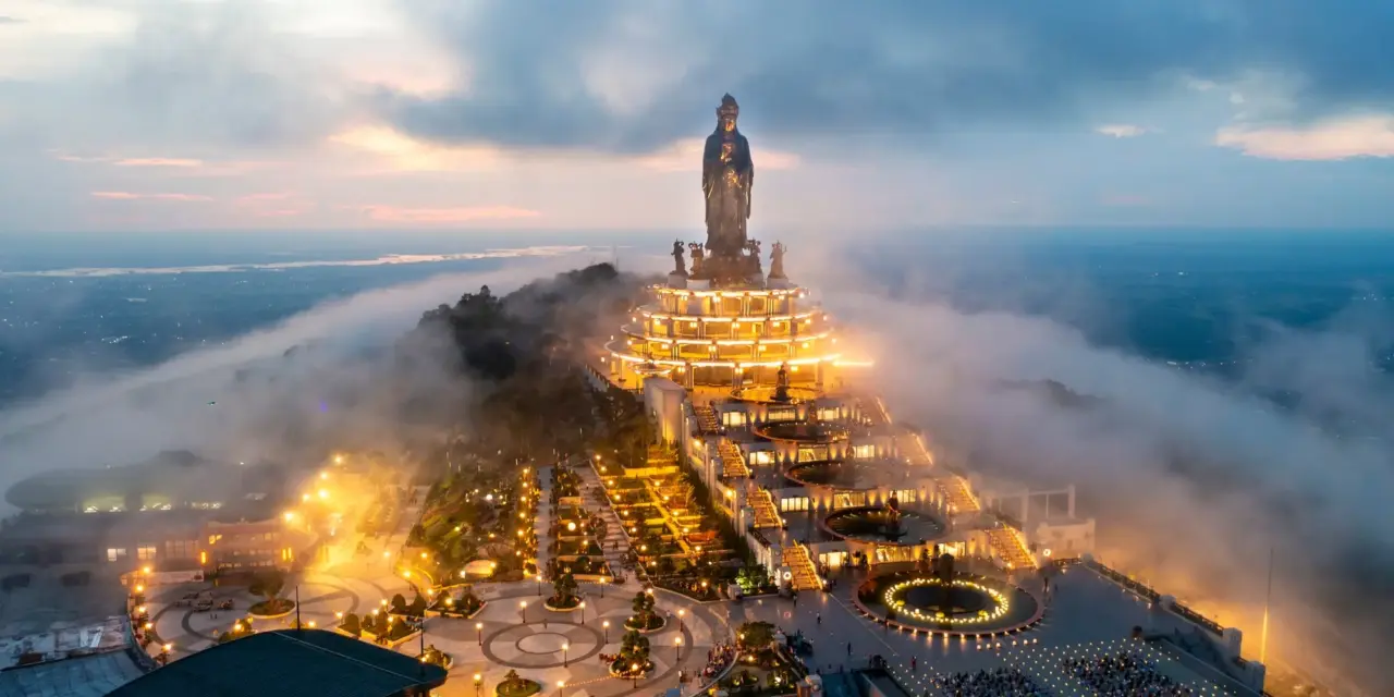 Du lịch Tây Ninh – Núi Bà Đen
