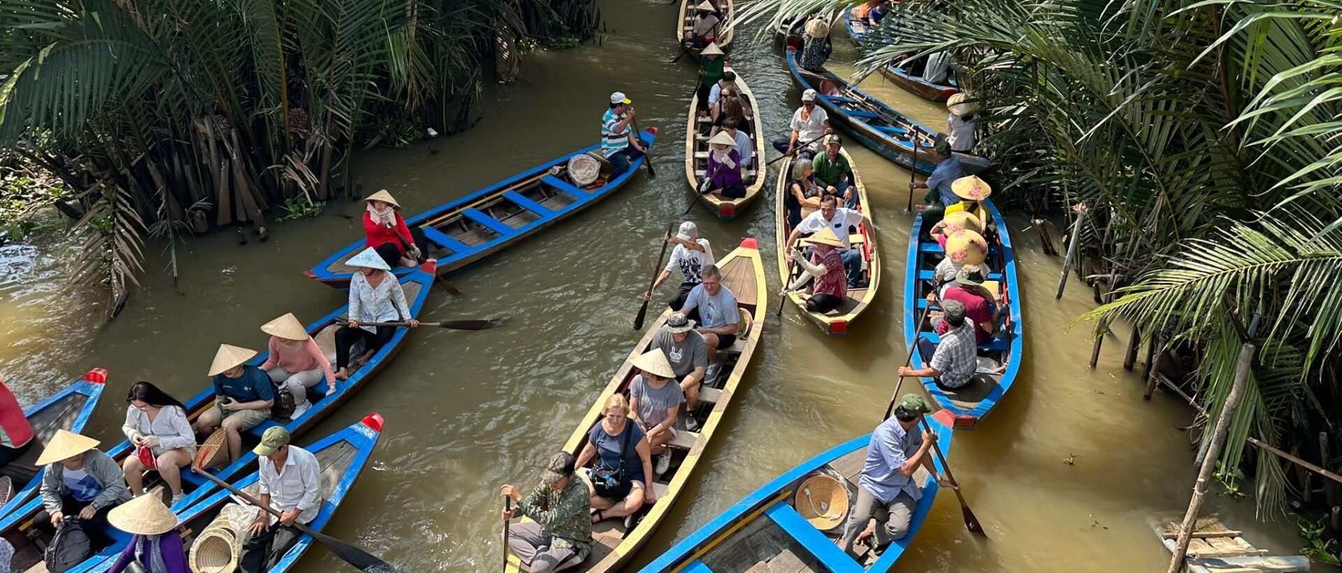 Khám Phá Miền Tây Sông Nước Qua Những Trải Nghiệm Đặc Sắc Hè
