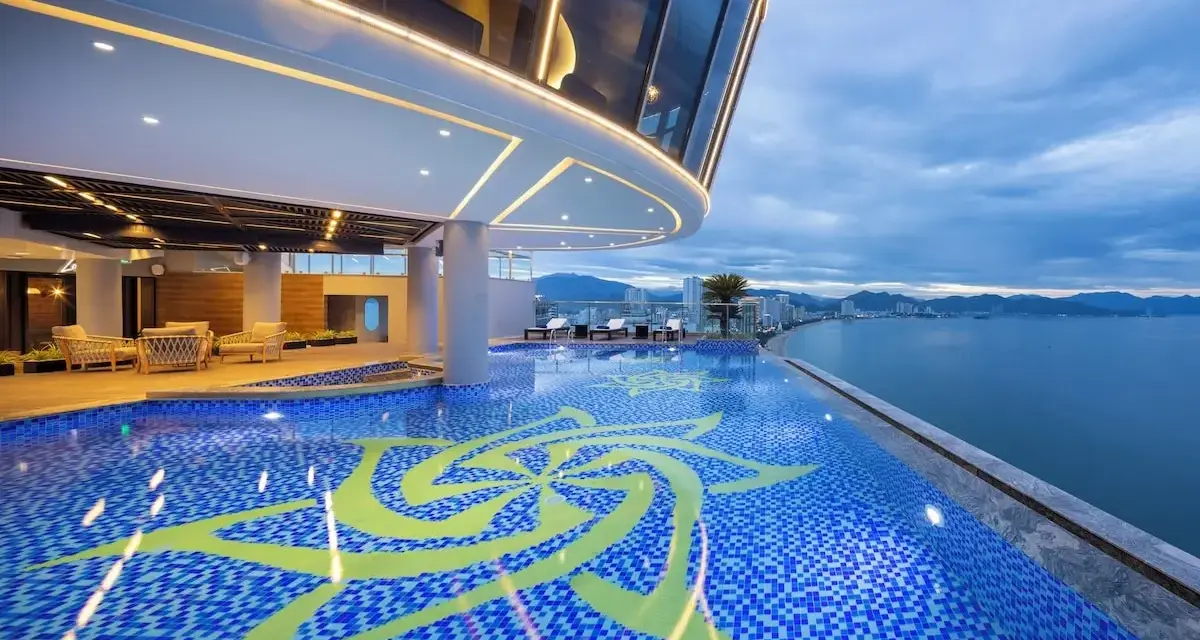 Khám Phá Những Khách Sạn Nha Trang Nổi Bật Với Tiện Ích Đưa Đón Từ TP.HCM