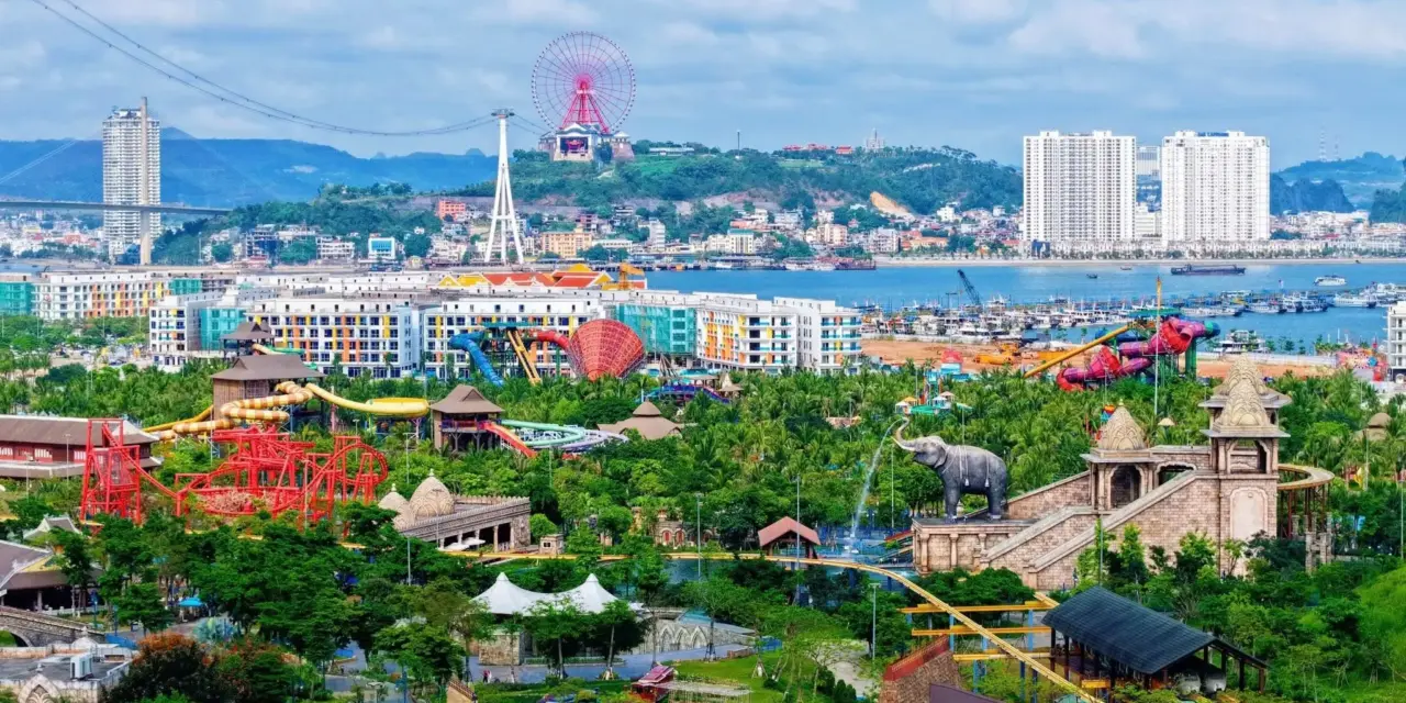 Khám Phá Sun World Hạ Long: Hướng Dẫn Trải Nghiệm Vui Chơi Mùa Hè
