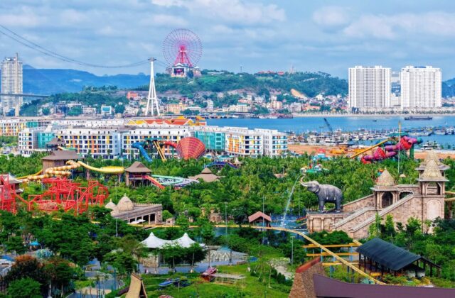 Khám Phá Sun World Hạ Long: Hướng Dẫn Trải Nghiệm Vui Chơi Mùa Hè